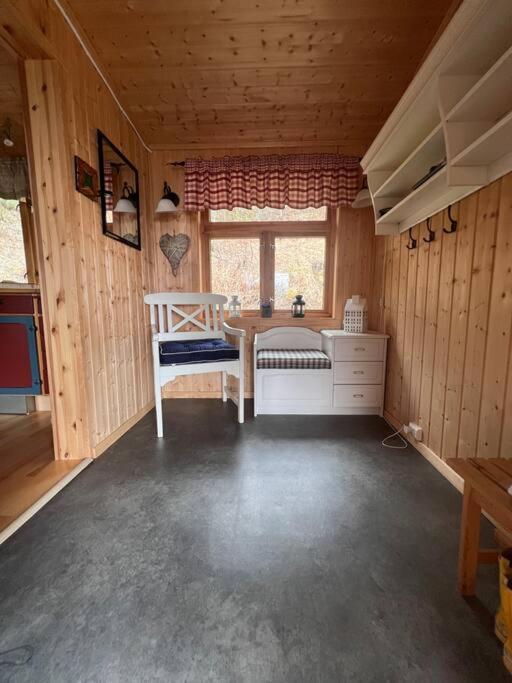 Cozy And Spacious Cabin Svensby Exterior photo