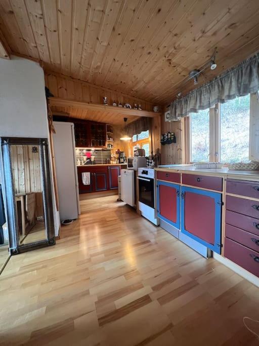 Cozy And Spacious Cabin Svensby Exterior photo