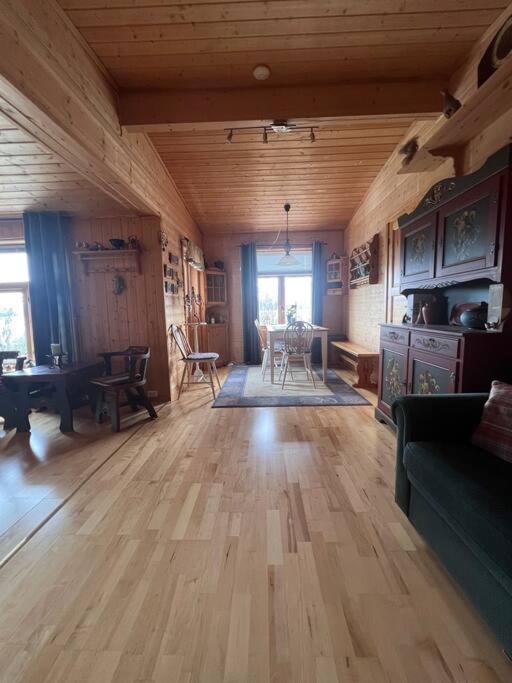 Cozy And Spacious Cabin Svensby Exterior photo
